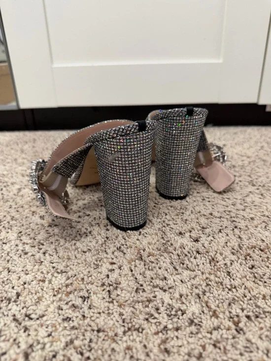 NEW NWOT SJP by Sarah Jessica Parker Iridescent Crystal Block Heel Sandal - Picture 3 of 6